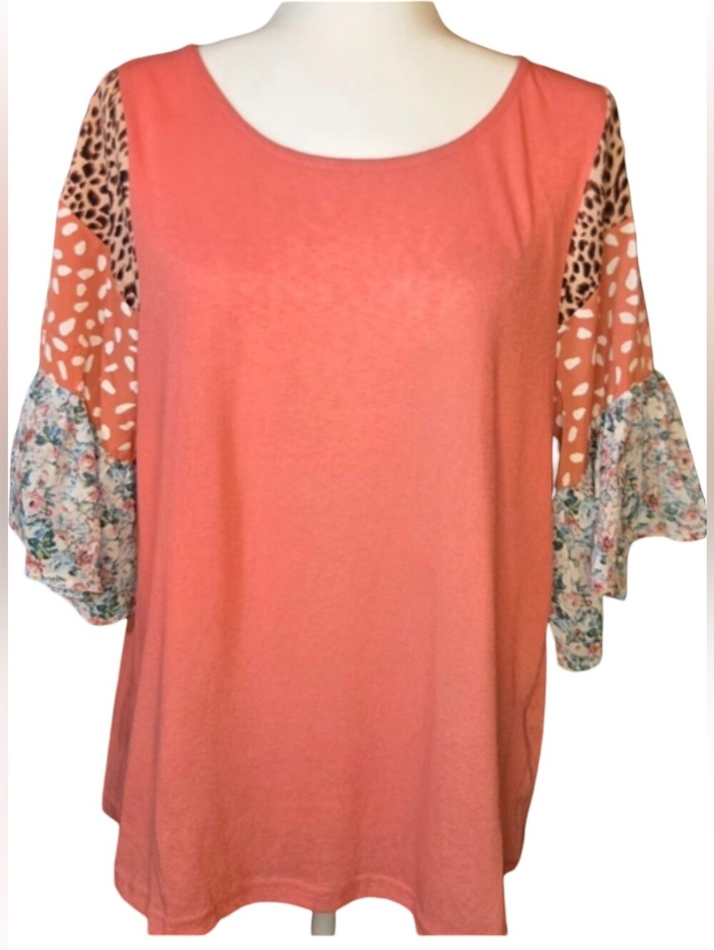 Umgee NWT Mixed Media Boho Bell Sleeve Tunic Top M